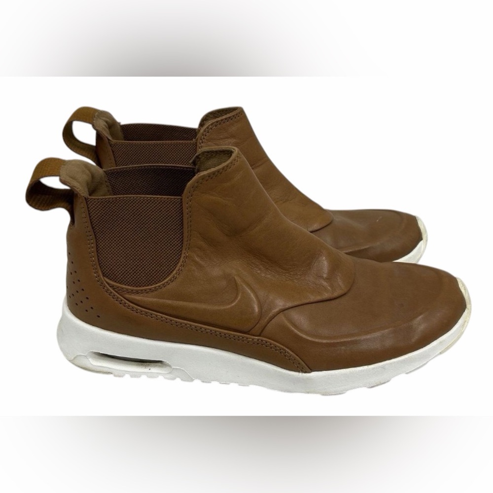 Nike Air Max Thea, Mid Tan Leather Womens  Shoes size 7